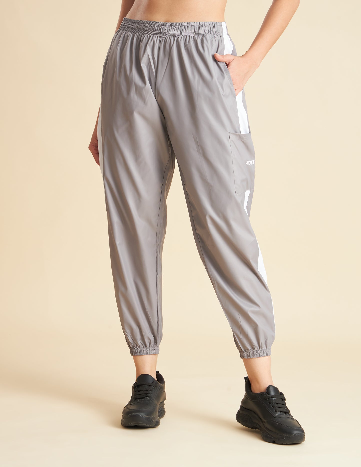 Women Grey NS Loose Fit Solid Training Woven Joggers