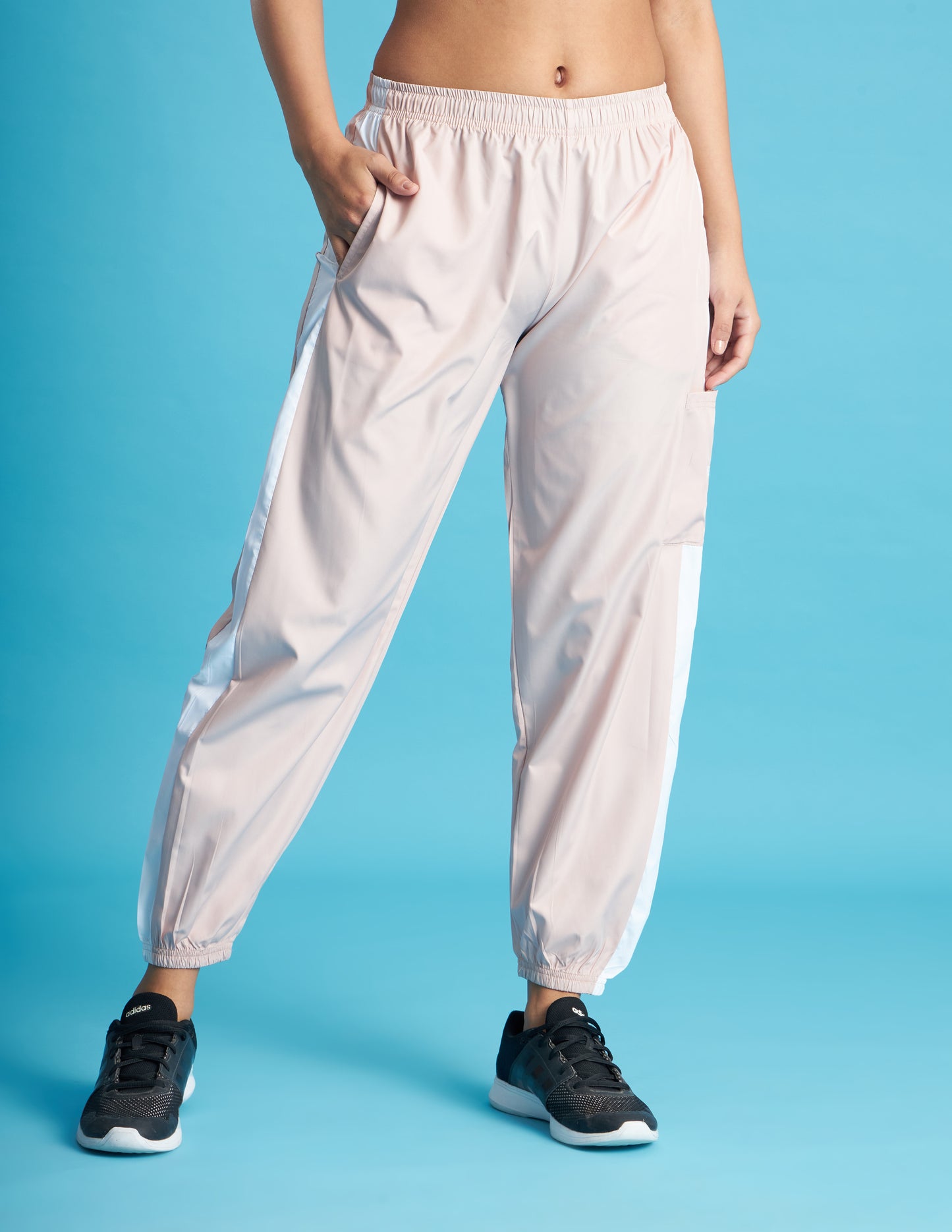 Women Peach NS Loose Fit Solid Training Woven Joggers