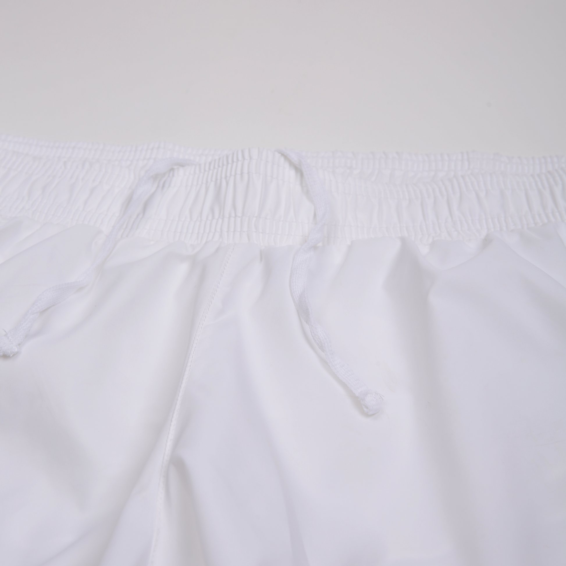 Women White Loose fit Training and Running Shorts – HIDELT